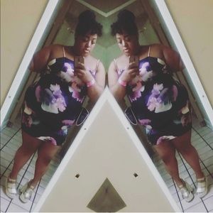 Plus size floral print bodycon dress. Worn 3x